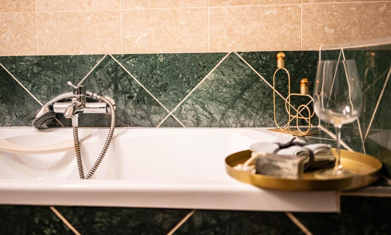 Free Parking! Soho Budapest 101, 4 Ppl, Ac, Superfast Wifi, Tv Экстерьер фото