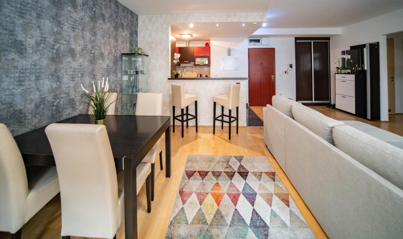 Free Parking! Soho Budapest 101, 4 Ppl, Ac, Superfast Wifi, Tv Экстерьер фото